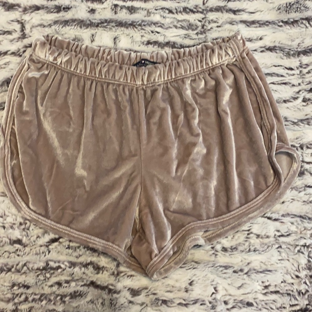 Brandy Melville one size fits all